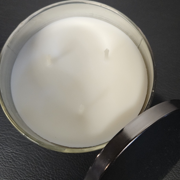 Limited Edition Stranger Things The Upside Down - Picture 2 of 4